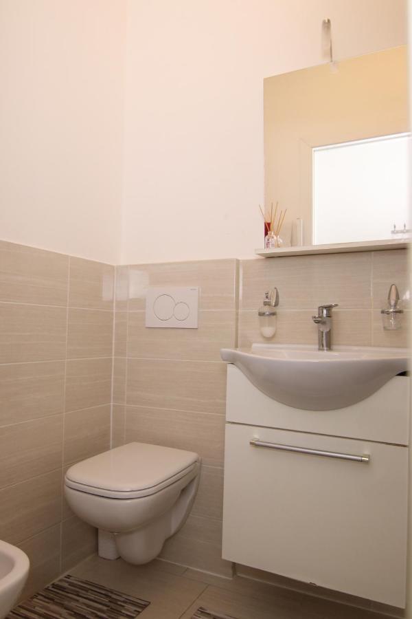Atelier Leopardi In Meran Apartman Kültér fotó